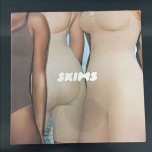 SKIMS Sculpting Bodysuit